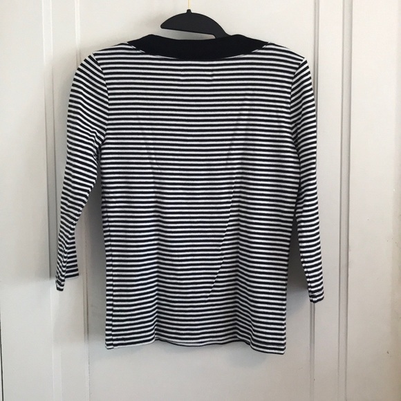 🌟LIZ CLAIBORNE Black & White Striped V-Neck Shirt - Picture 2 of 7